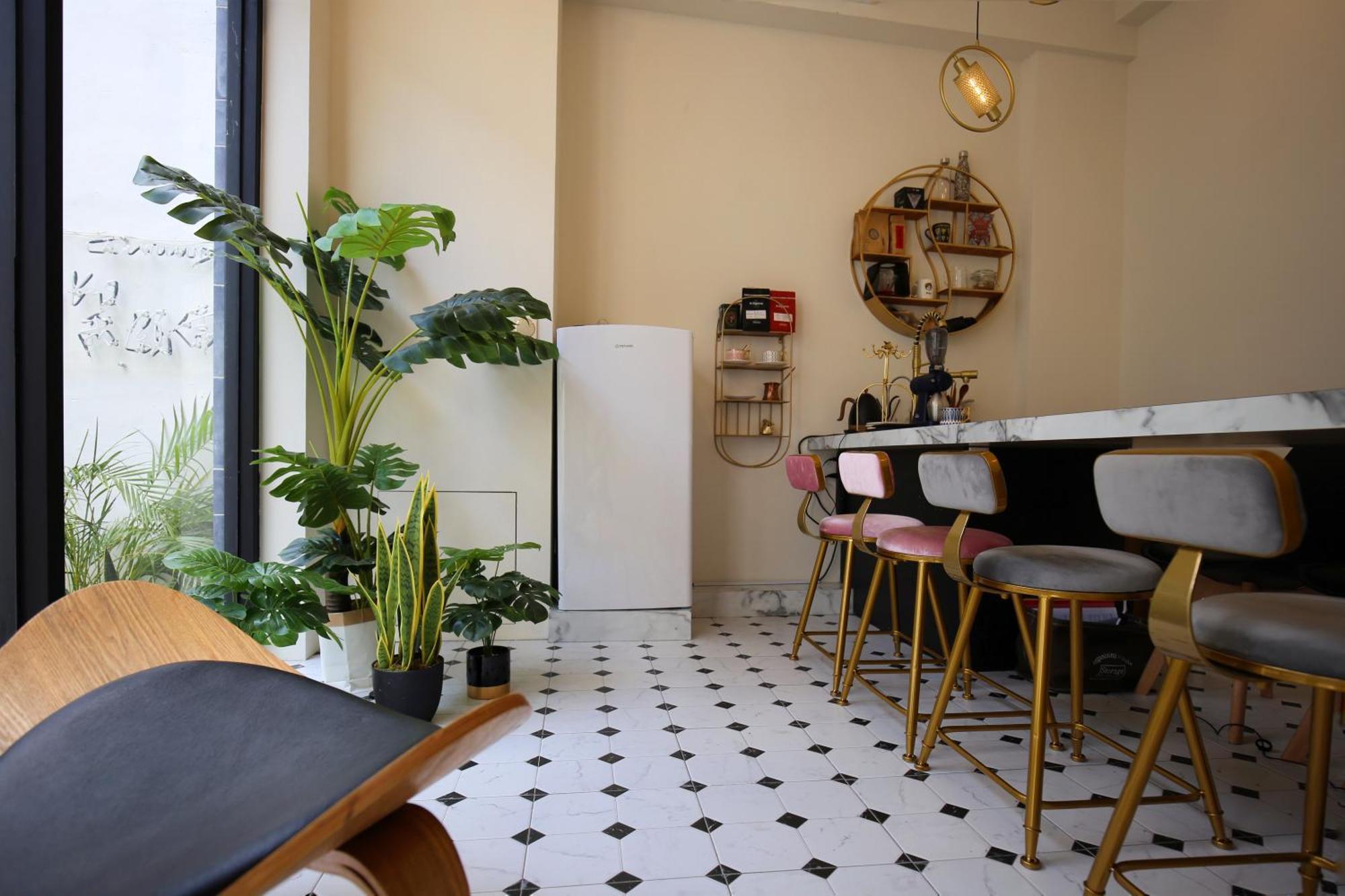 Ferienwohnung Yes Yes I Am Willing Tainan Exterior foto
